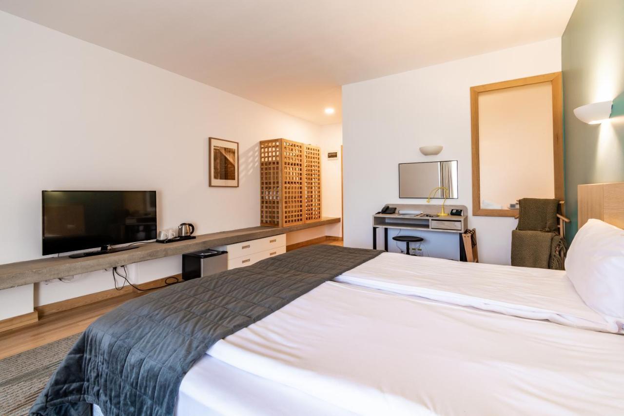 Hotel Cuibul de Lemn à Rîşnov Extérieur photo